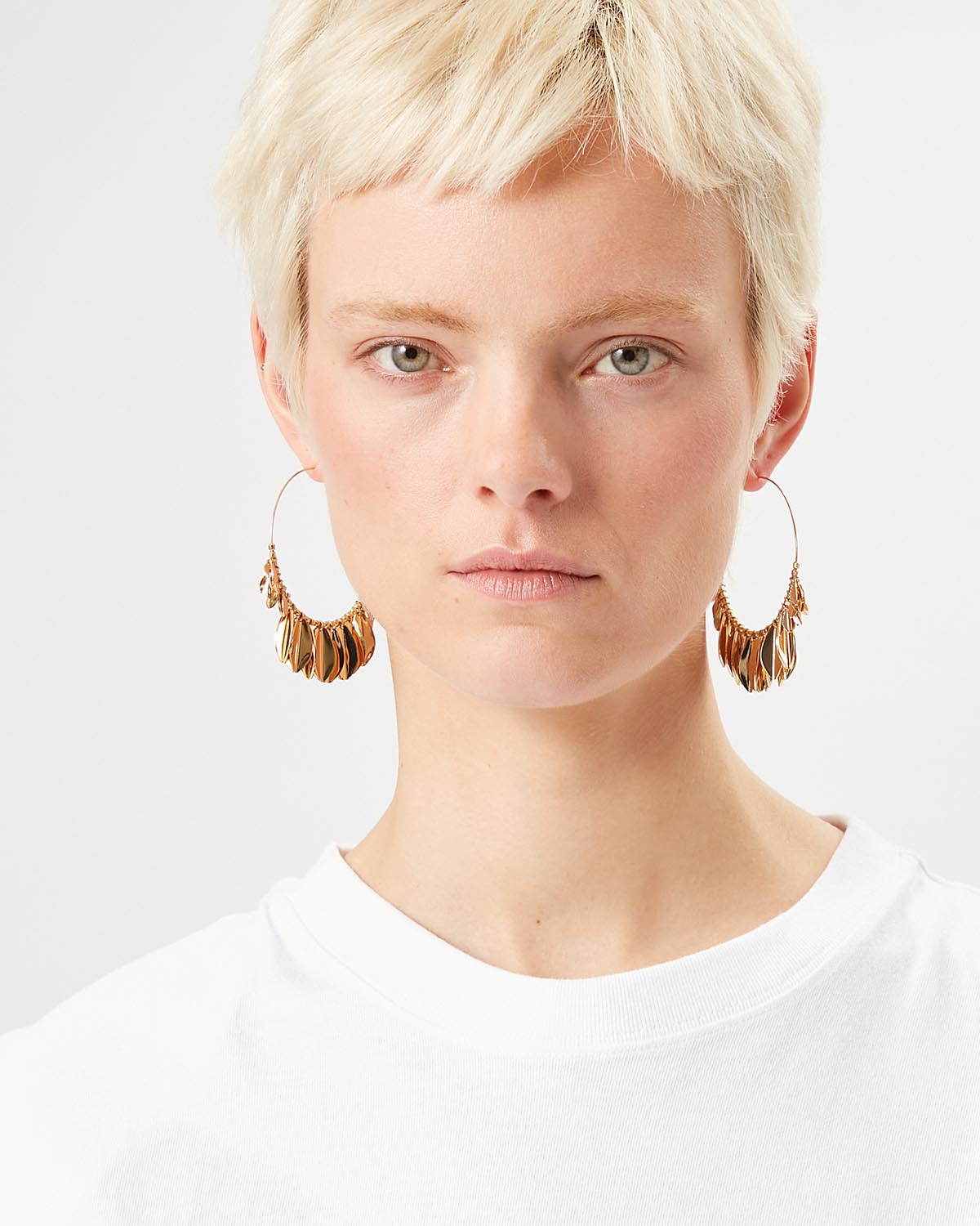 Metal shiny leaf earrings Woman ゴールデン 2