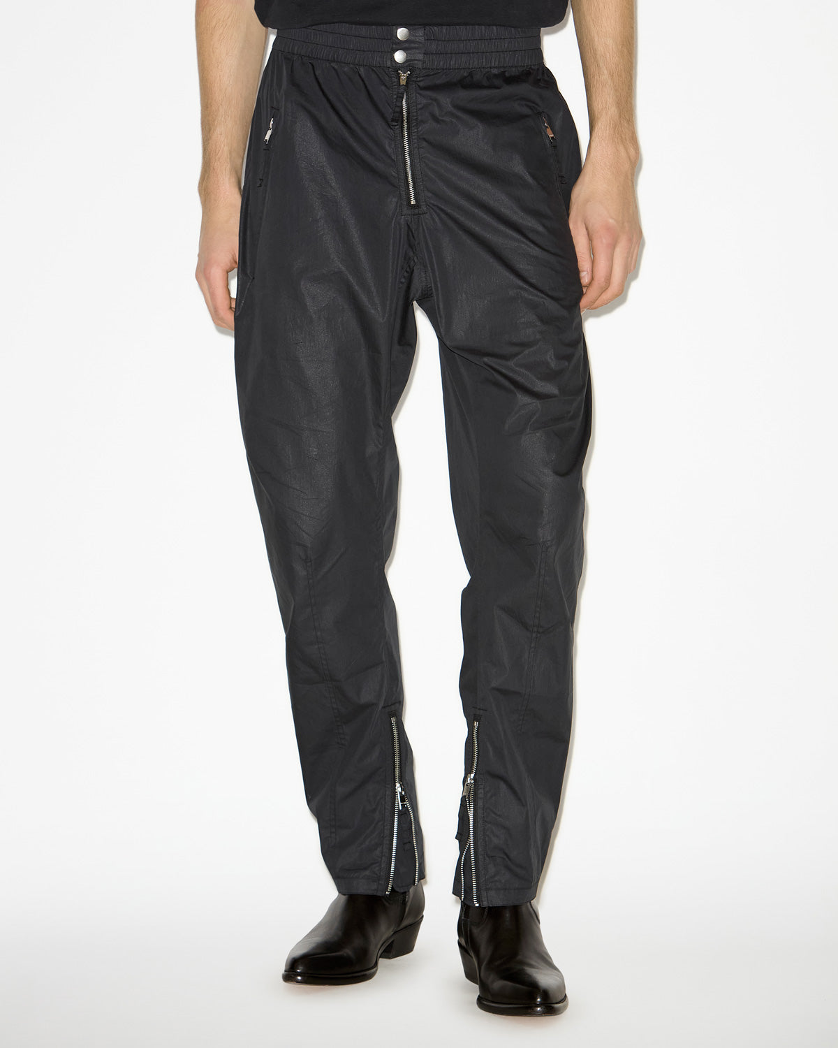 Pantalón yilsen Man Negro lavado 5