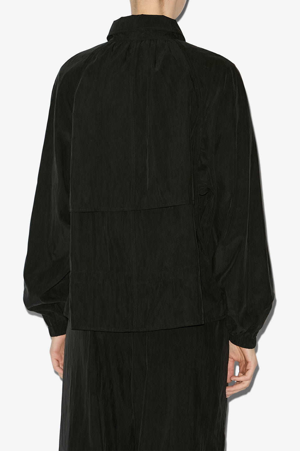 Chaqueta corta gwenola de tejido técnico satinado - Negro - Woman - 5