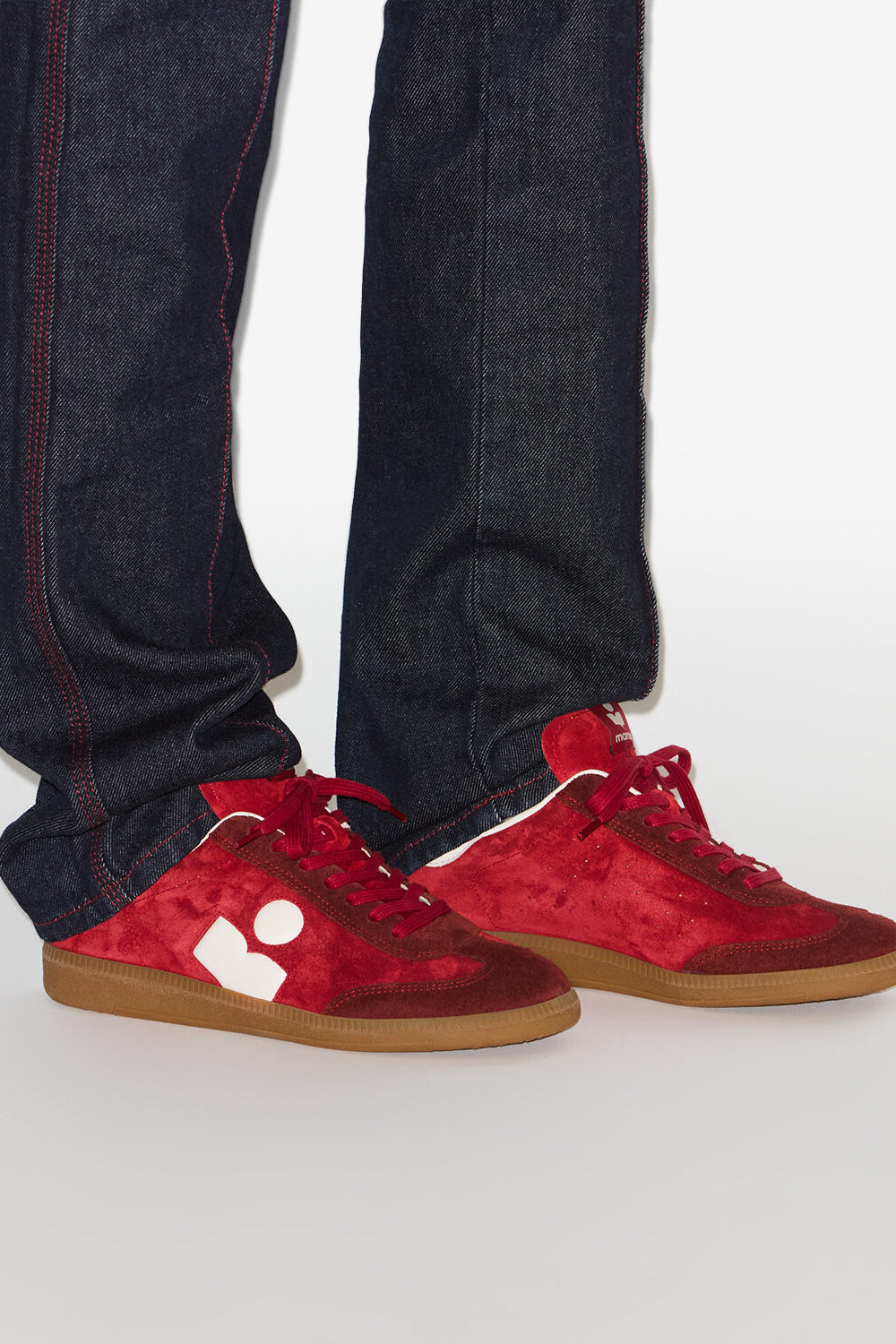 Sneakers bryce basse in pelle scamosciata - Scarlet red - burgundy - Woman - 5