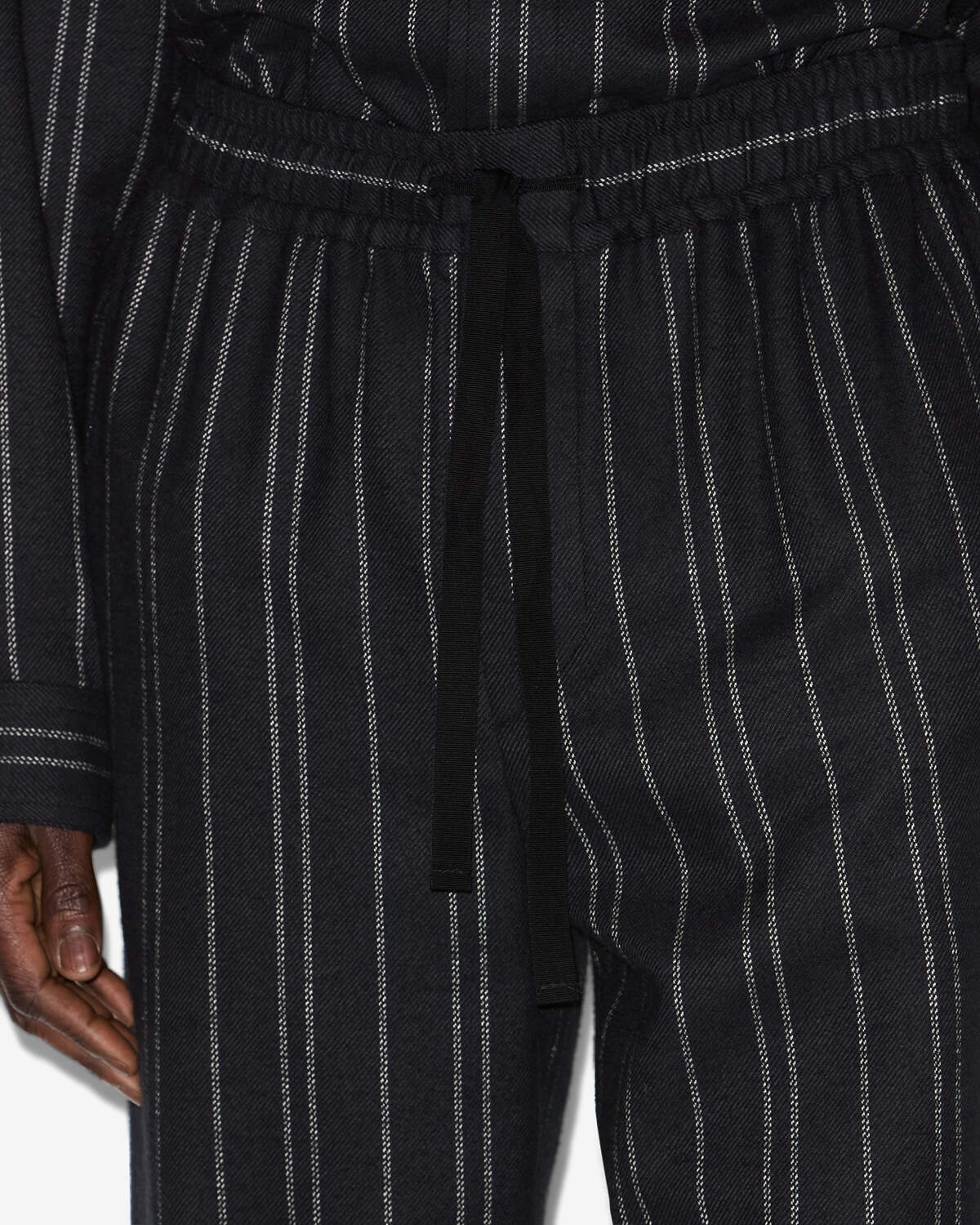 Hose isaki Man Schwarz 4