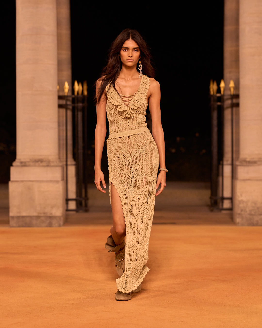 イザベル・マラン 2026年春夏コレクション ランウェイ | ISABEL MARANT