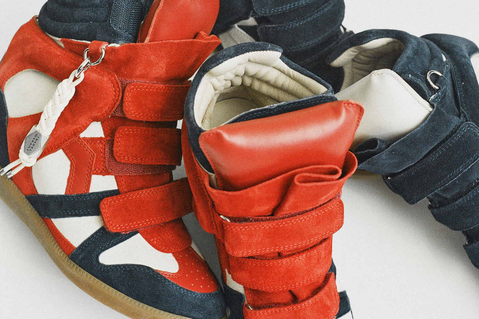 ISABEL MARANT 公式オンラインストア｜プレタポルテ、シューズ、バッグ